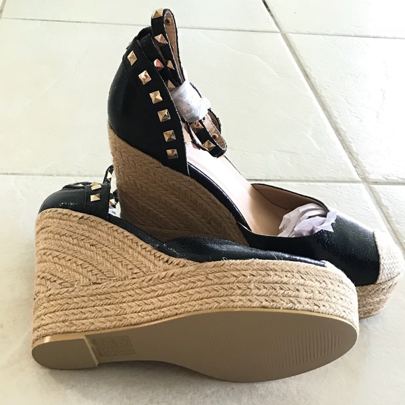 Style Shoes Espadrille Wedge Sandal - Picture 2 of 4